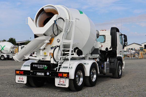 concrete-mixer-truck-mimico-engineering-department-auckland-nz